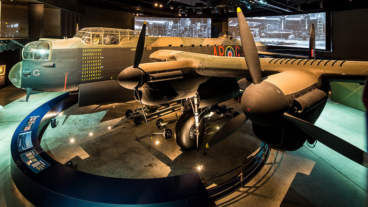 Туристы на подходе к вершине горы Костюшко