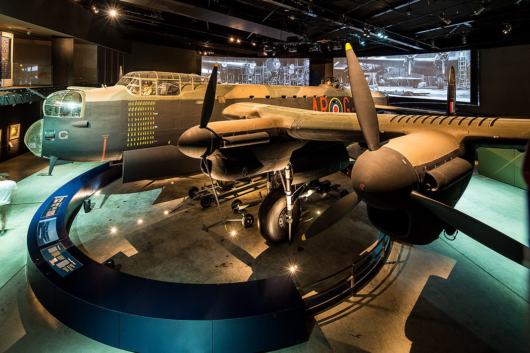 Семейное катание на снежных санках